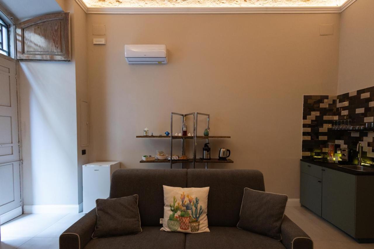 Zentral Suite Naples Extérieur photo